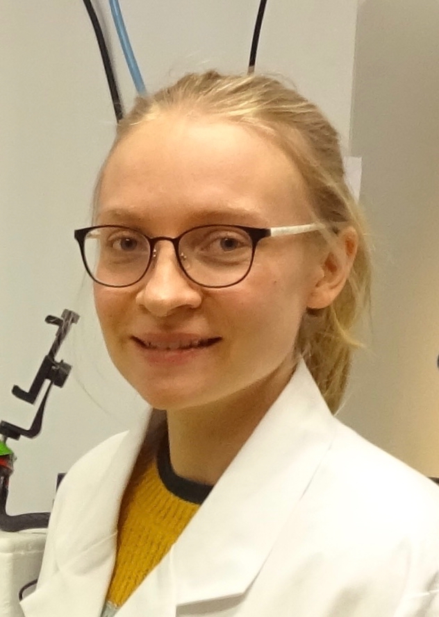 Weizel, Alina