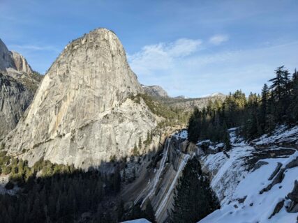 The view during a hike in Yosemite. (Image: J. Hinrichsen)